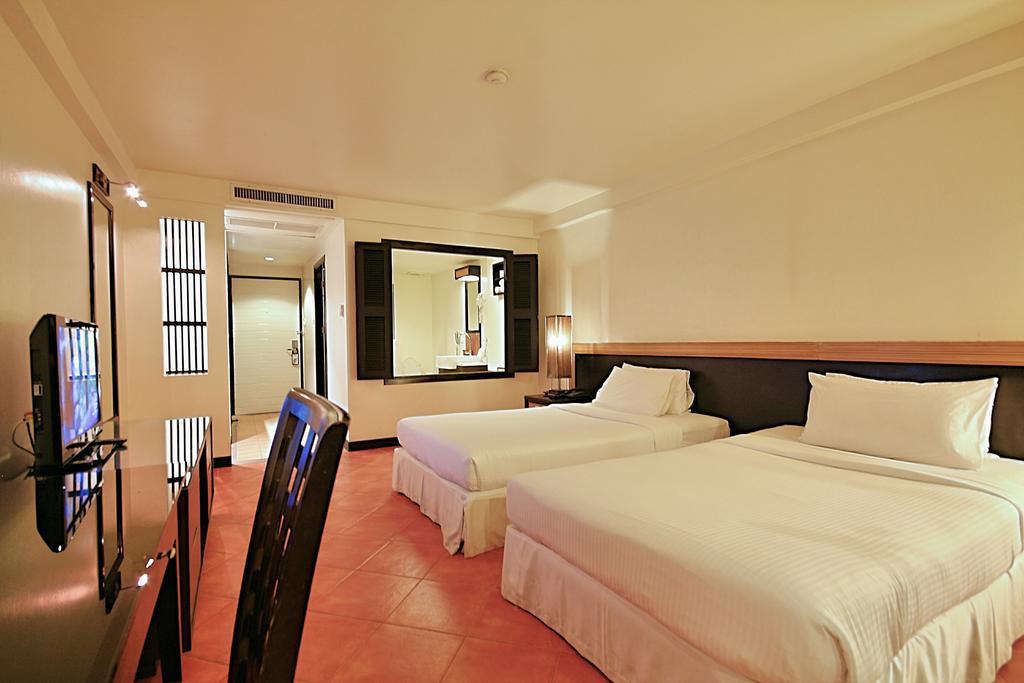 Avantika Boutique Hotel Patong Luaran gambar
